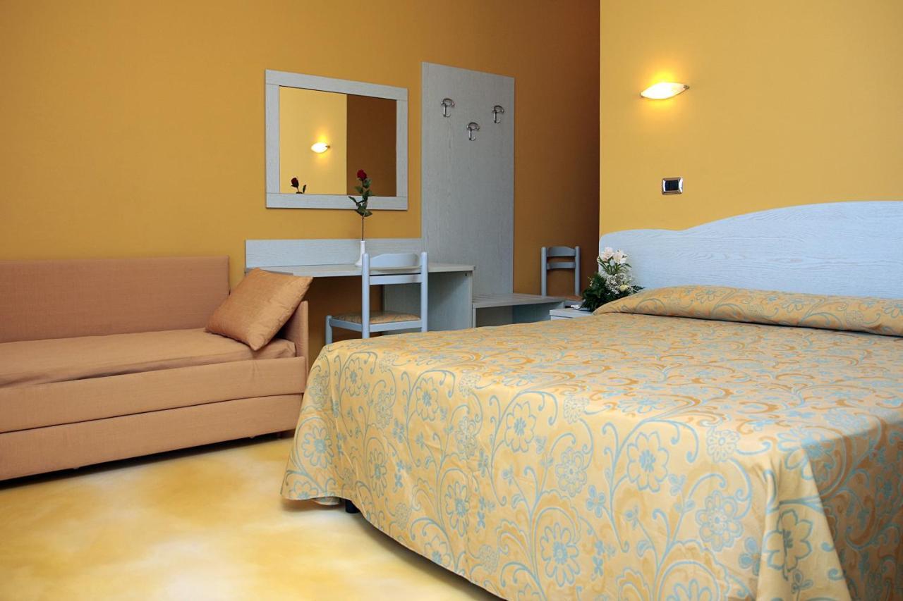 Hotel La Tartaruga Roseto Degli Abruzzi Dış mekan fotoğraf